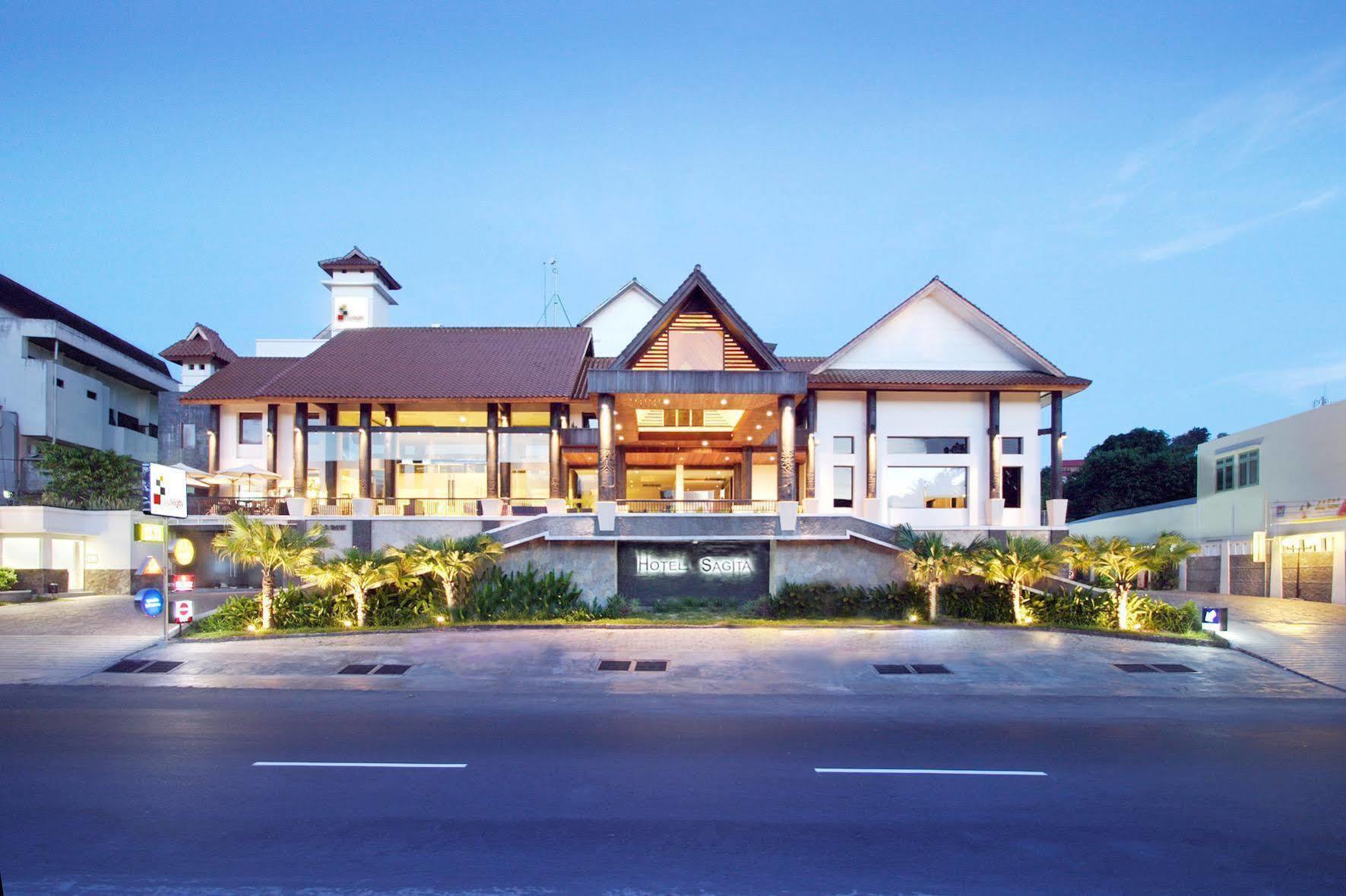 Hotel Horison Sagita Balikpapan Exterior foto